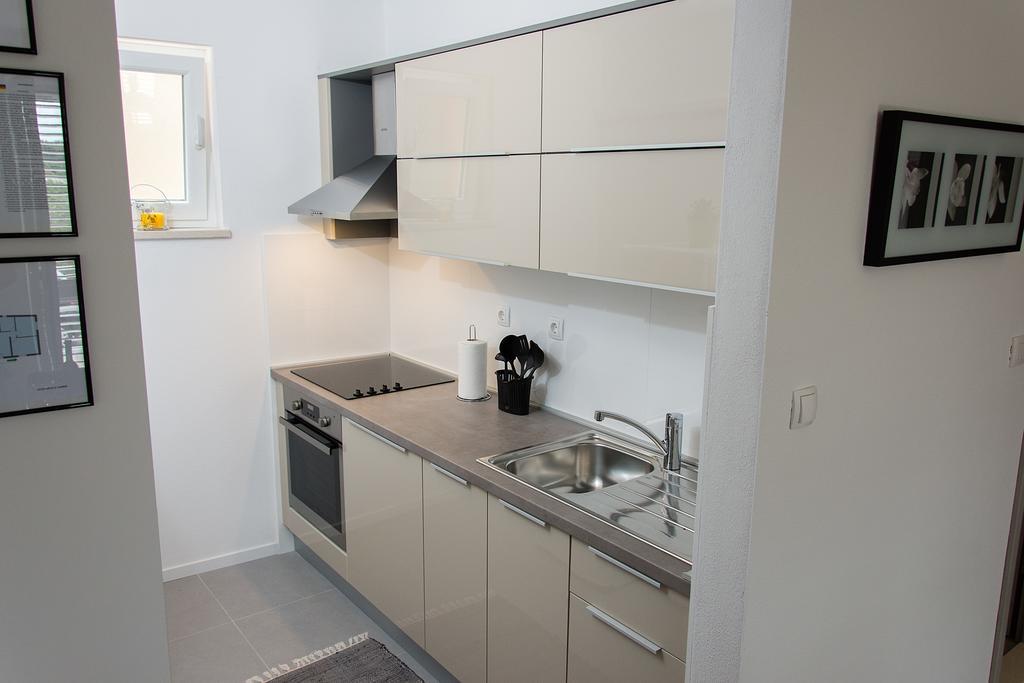 Apartment Gamma With Hydromassage Mini Pool Near Split Žrnovnica Zewnętrze zdjęcie