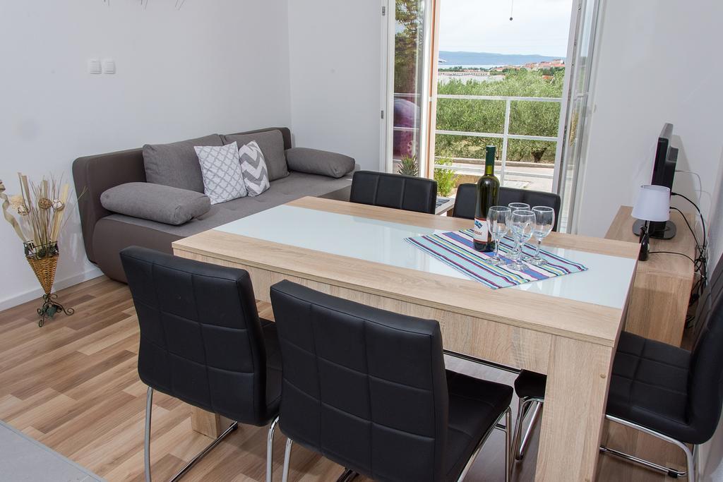 Apartment Gamma With Hydromassage Mini Pool Near Split Žrnovnica Zewnętrze zdjęcie